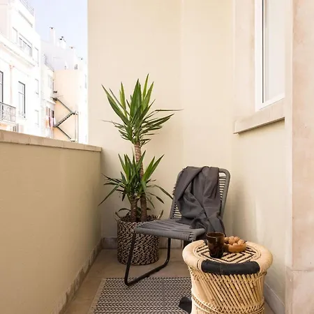 Lägenhet Lampoul - 2 Bedrooms And Balcony In Lapa *