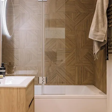 Lampoul - 2 Bedrooms And Balcony In Lapa Апартаменты *