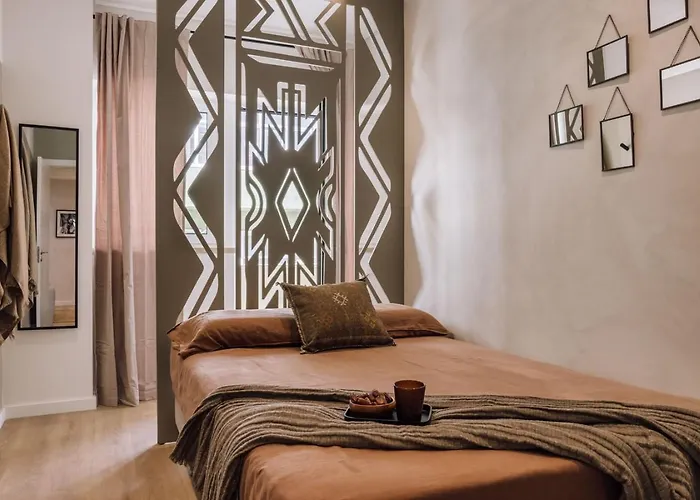 Lampoul - 2 Bedrooms And Balcony In Lapa *